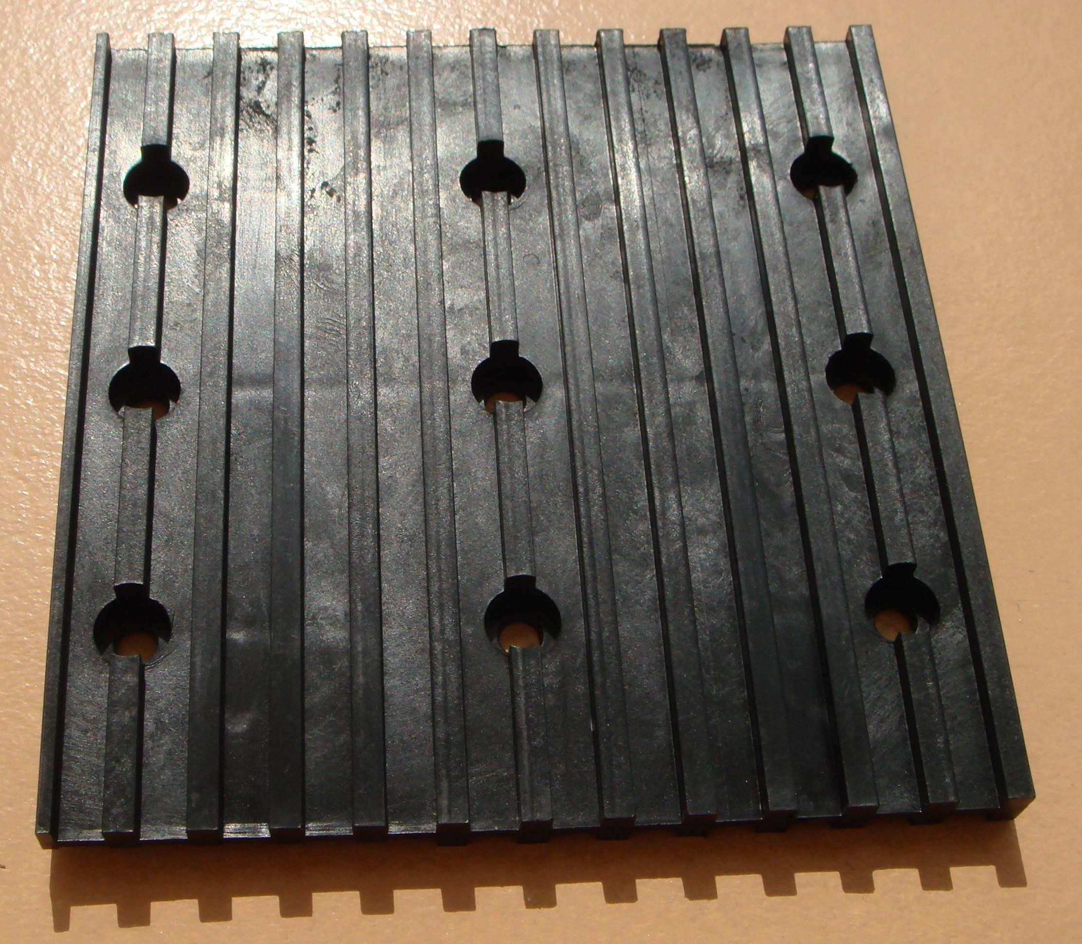 B 157681 ÇERÇEVE PLASTİĞİ