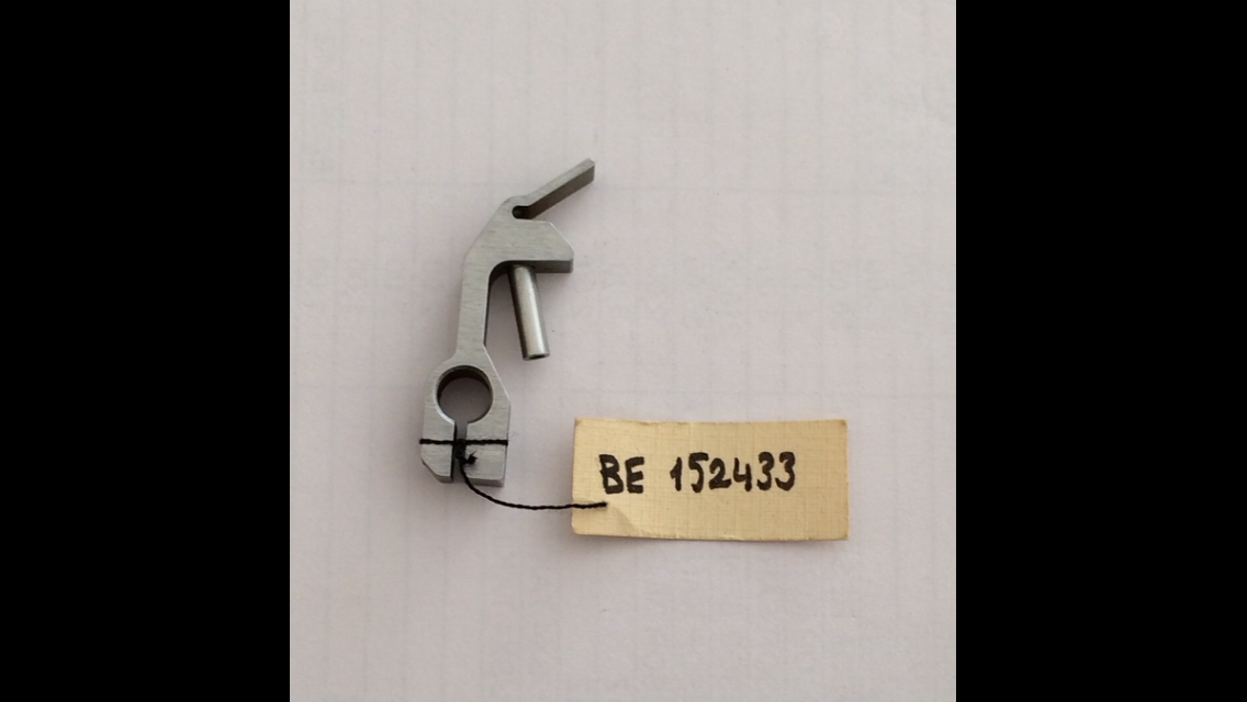 BE 152433